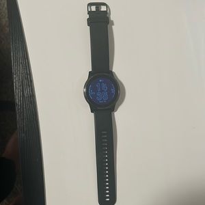 Garmin VivoActive 4